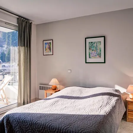 Apartment 2* A Brides-les-bains, 1ch, 2 Parkings, Balcon Sud, Proche Telecabine Et Thermes - Fr-1-512-2