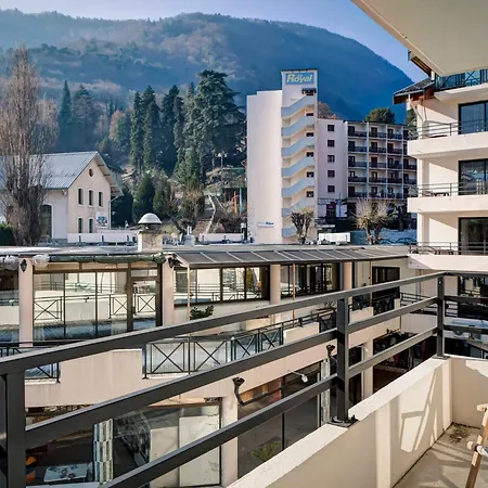 2* Avec 1 Chambre, Balcon, Animaux Admis, Parking Apartment *