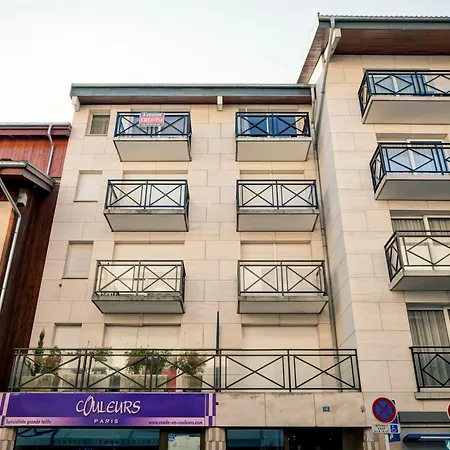 2* Avec 1 Chambre, Balcon, Animaux Admis, Parking Apartment Brides-les-Bains